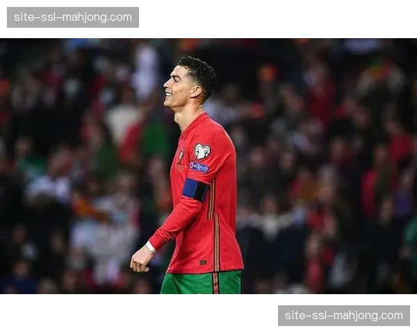 关键球抉择：最后两分钟，为何多队倾向于由本土后卫执行进攻？